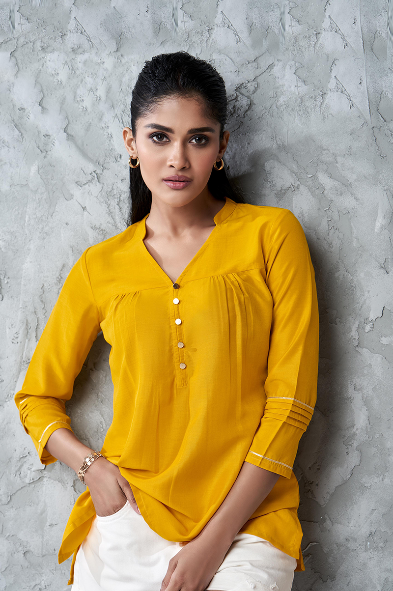 mustard-regular-fit-casual-top