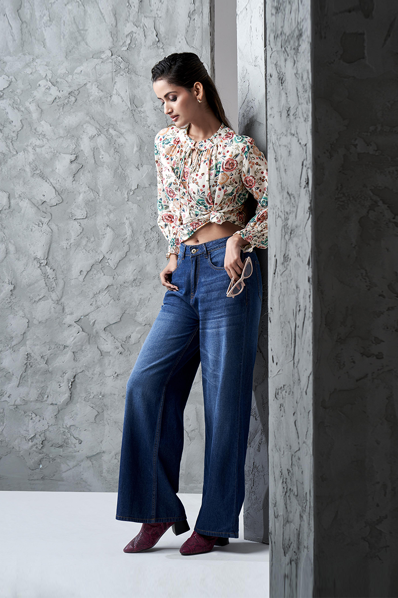 off-white-floral-print-regular-fit-muslin-top