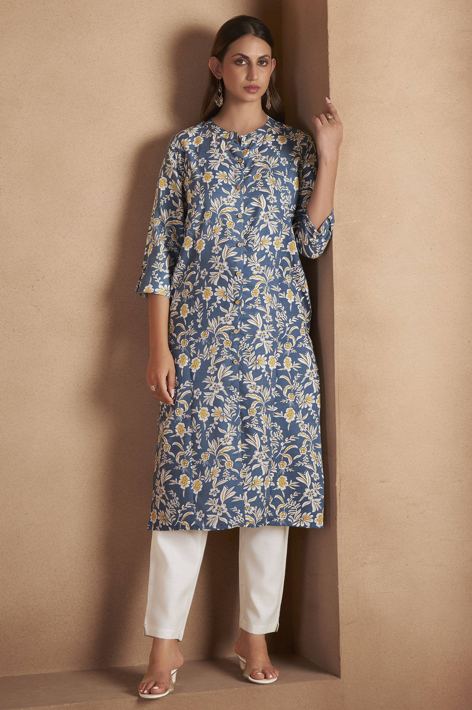 cotton-blend-turquoise-floral-printed-kurta-for-women