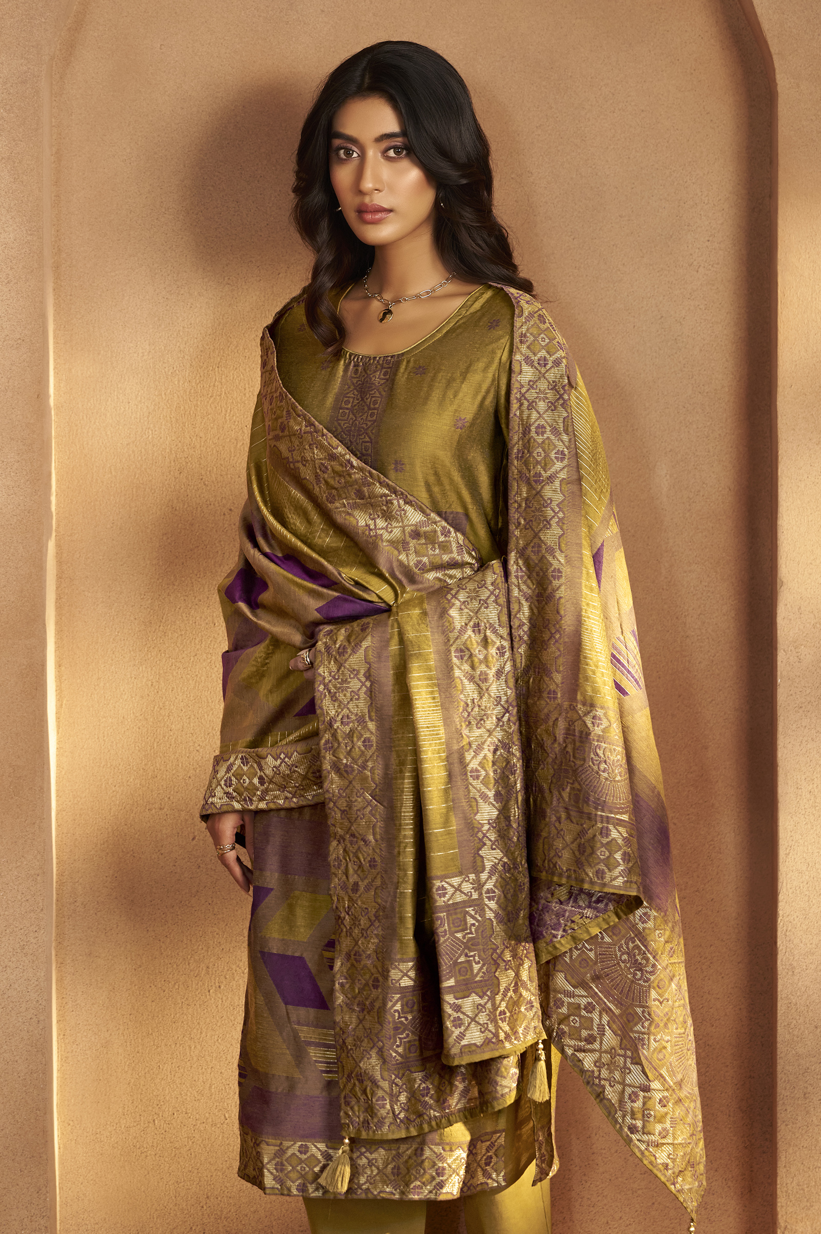 mustard-jacquard-art-silk-fla-mustard-kurta-set-with-cotton-bottom-silk-blend-dupatta