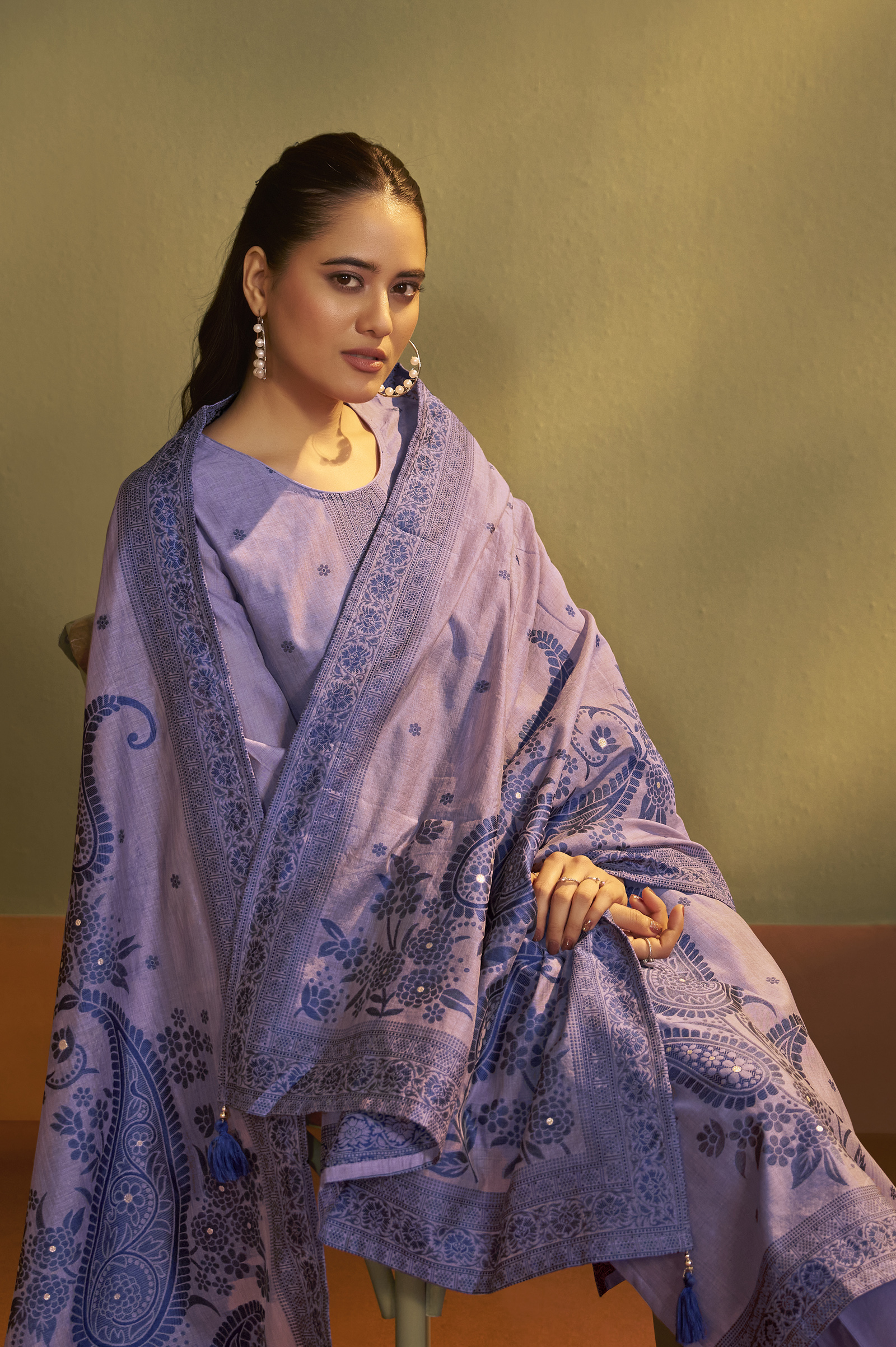 lilac-jacquard-art-silk-kurta-set-with-cotton-bottom-silk-jacquard-dupatta