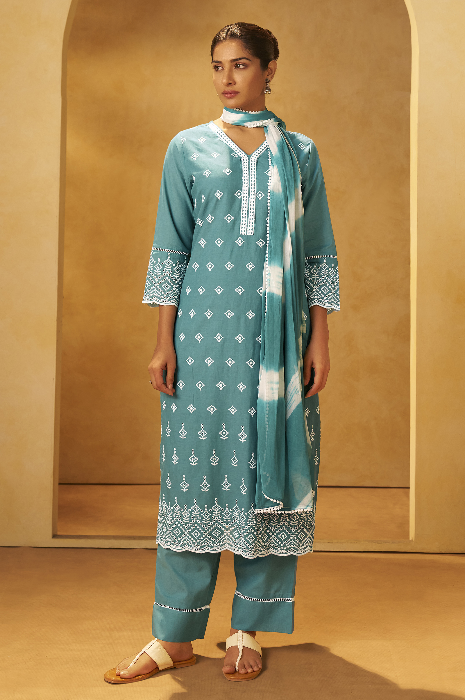 turquoise-blue-pure-cotton-schiffli-embroidered-straight-kurta-set-dupatta